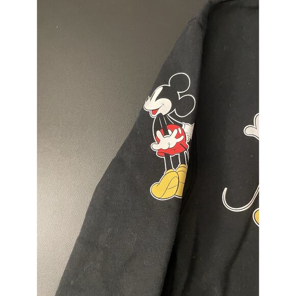 NWT Mickey Mouse Sweatshirt Mens Small Expressions Sweater Disney World Parks - Picture 4 of 10